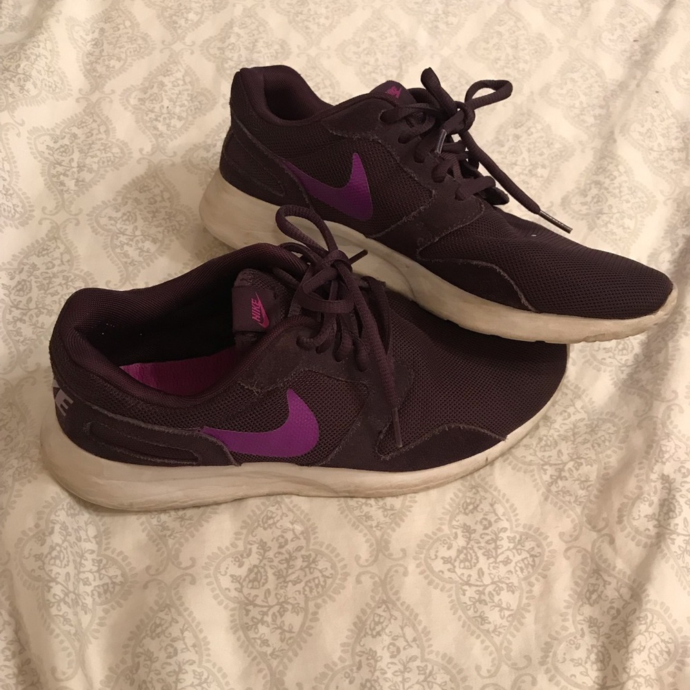 Nike Tanjun Shoes size 7.5!!